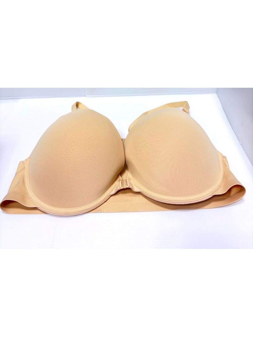 42C Beige Padded Underwire Bra with Adjustable Straps and Front Closure